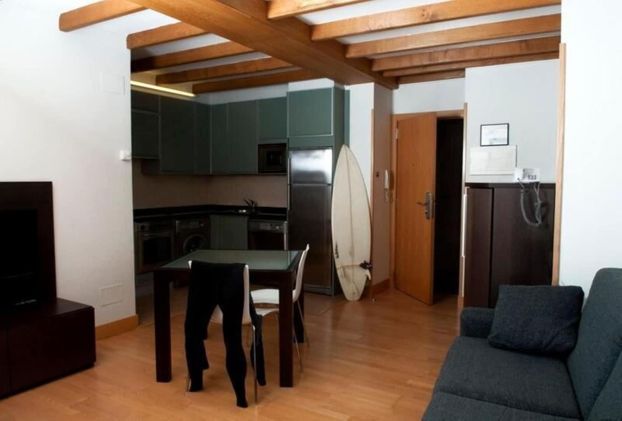 Apartamentos Turisticos Talaimendi Zarautz Exteriör bild
